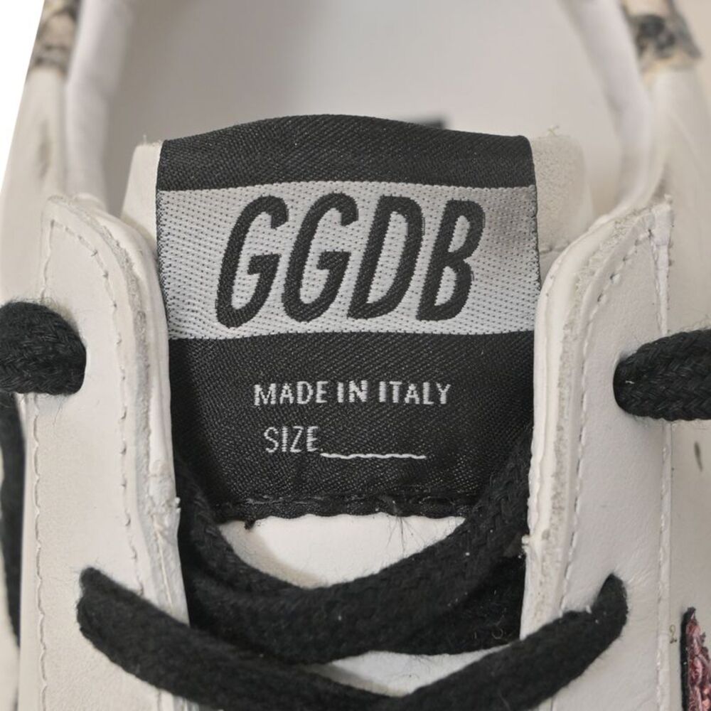 Golden Goose Superstar Low Top Sneakers in White Leather - Picture 6 of 9